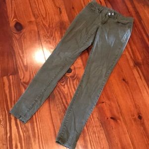Chip &  Pepper olive green skinny pants. 28